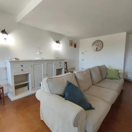 Wonderful In With Shared Swimming Pool Apartament Pesaro